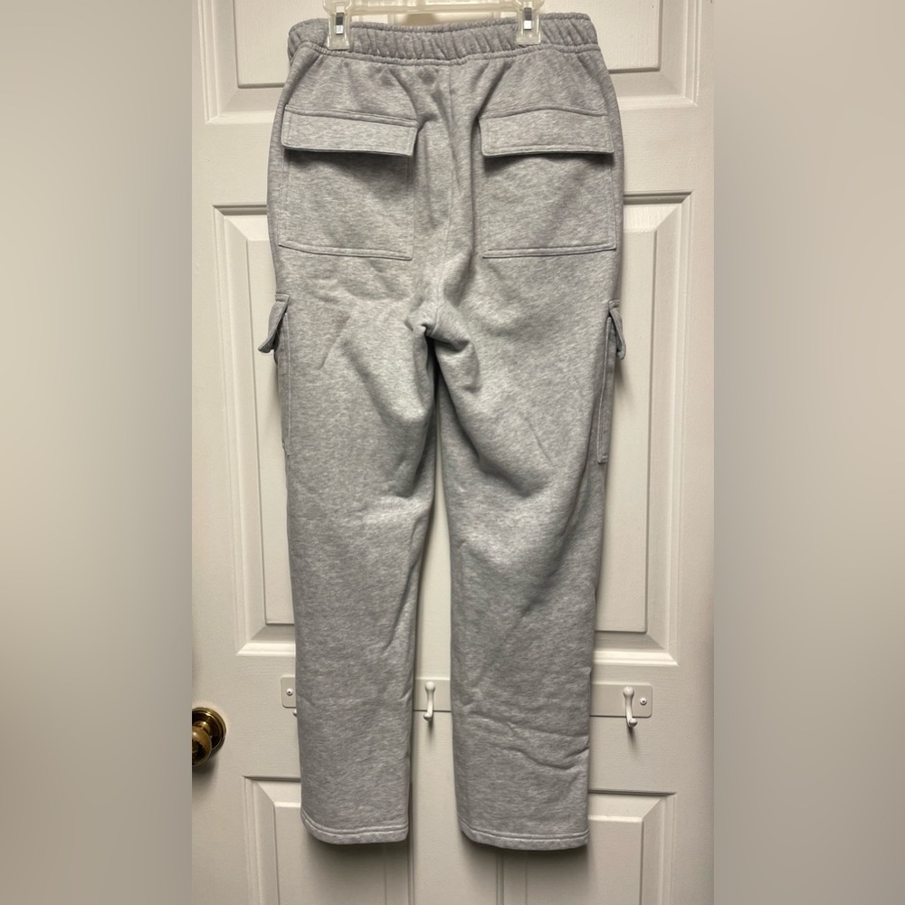 Grey cargo sweatpants